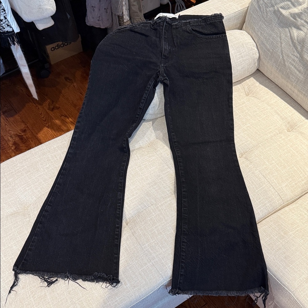 Chic Black Frayed Hem Flare Jeans